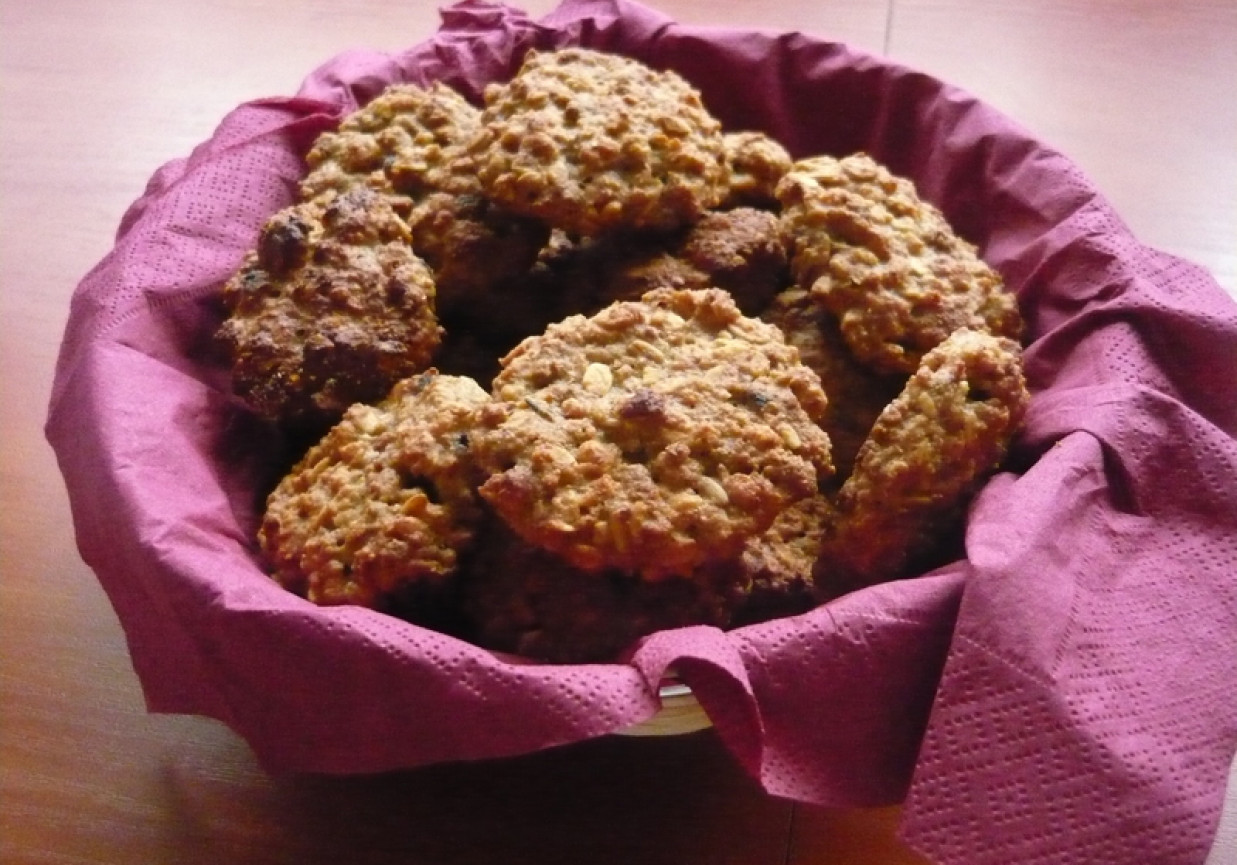 Zdrowe ciasteczka owsiane z granolą foto