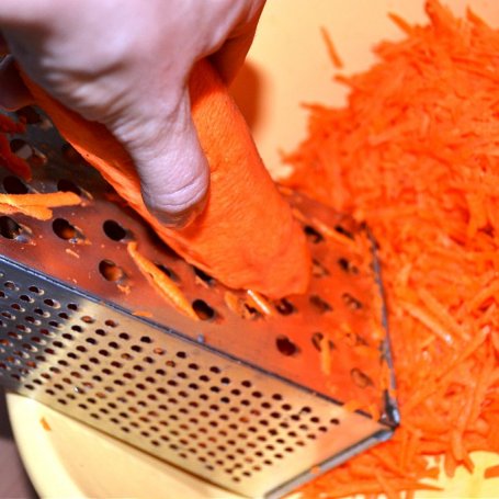 Krok 1 - Zdrowe muffinki marchewkowe foto