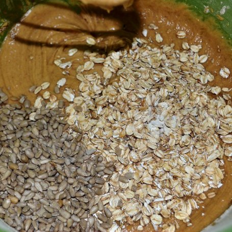 Krok 4 - Zdrowe muffinki marchewkowe foto