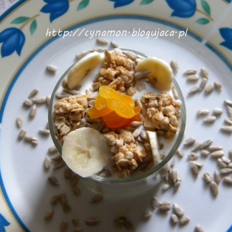 Krok 2 - Zdrowy jogurt śniadaniowy foto