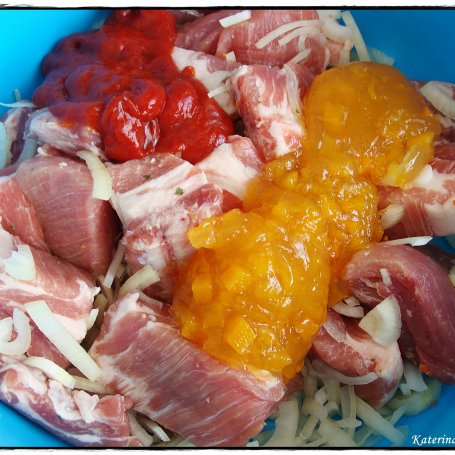Krok 2 - ŻEBERKA W DŻEMIE BRZOSKWINIOWYM foto