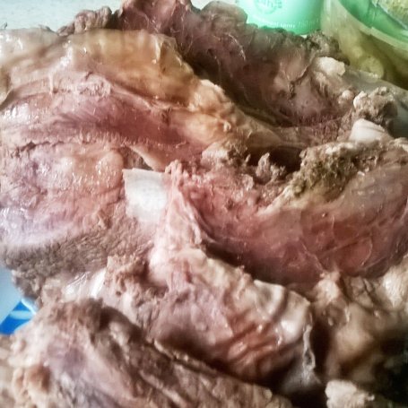 Krok 1 - żeberka z sarny w przyprawie myśliwskiej i winie foto