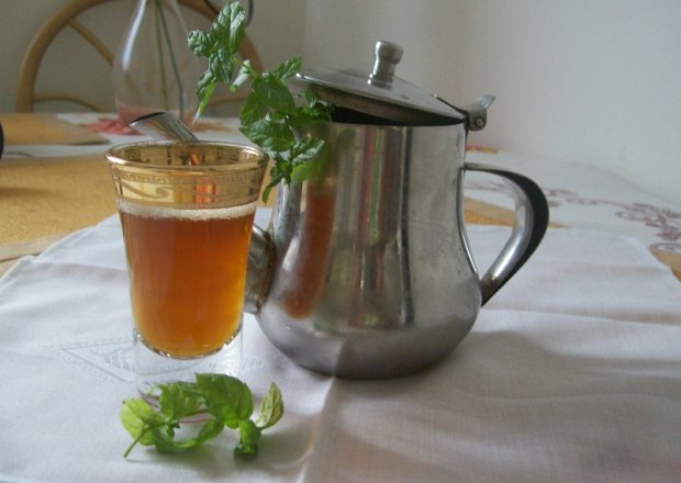 Fotografia przedstawiająca Zielona herbata po tunezyjsku