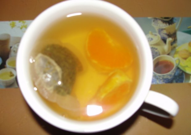 Fotografia przedstawiająca Zielona herbata z mandarynką