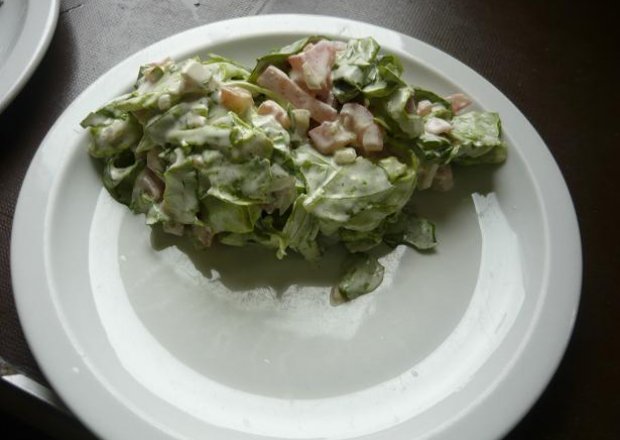 Fotografia przedstawiająca Zielona sałata do obiadu