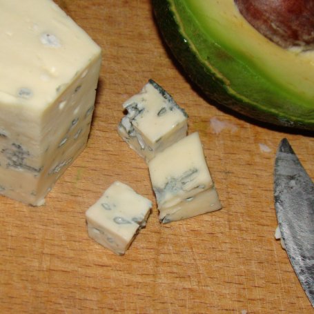 Krok 3 - Zielona sałatka z avocado foto