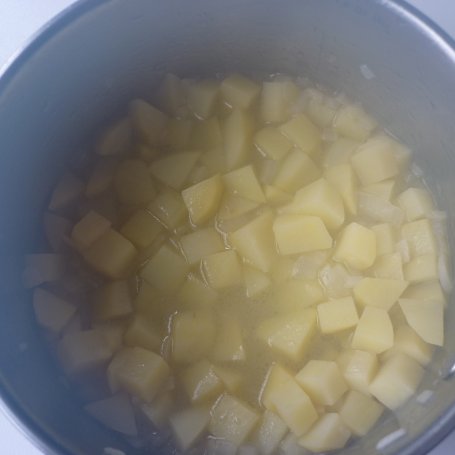 Krok 2 - Zielona zupa krem foto