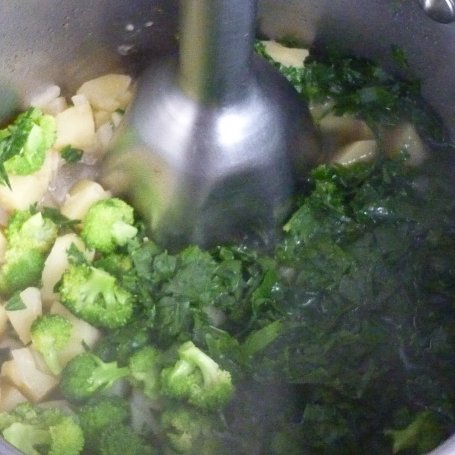 Krok 4 - Zielona zupa krem foto