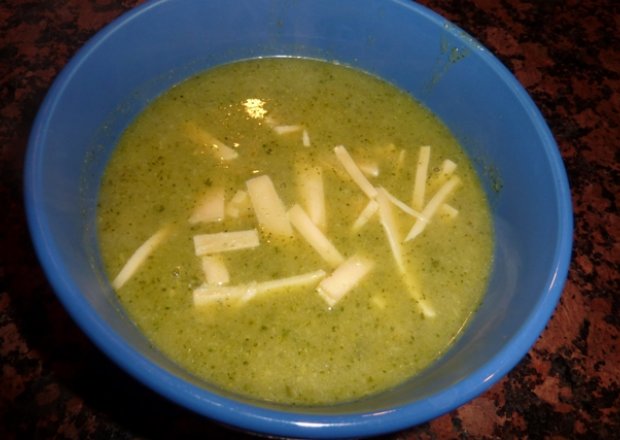 Fotografia przedstawiająca Zielona zupa kremowa II