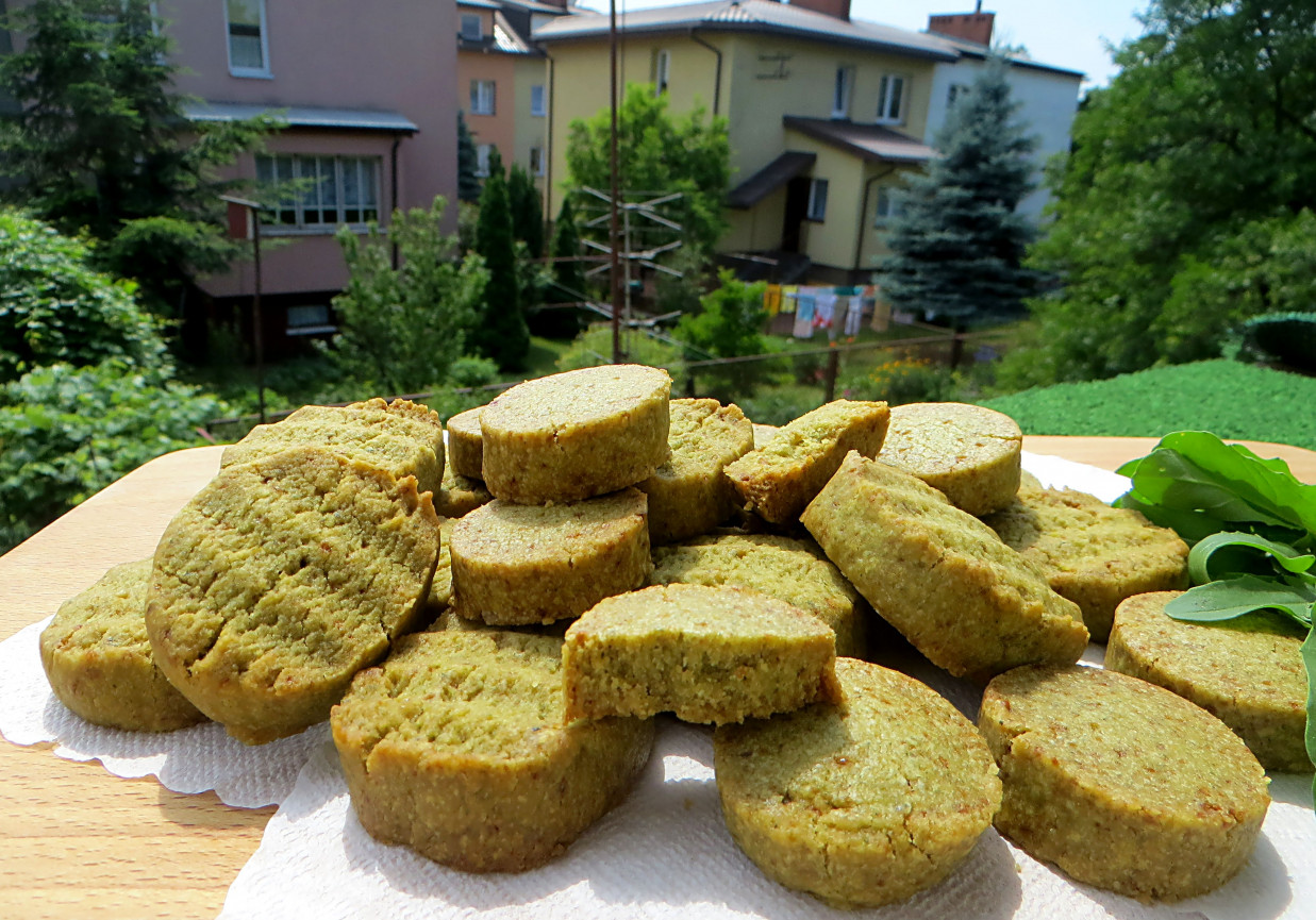 Zielone ciasteczka z rukolą foto