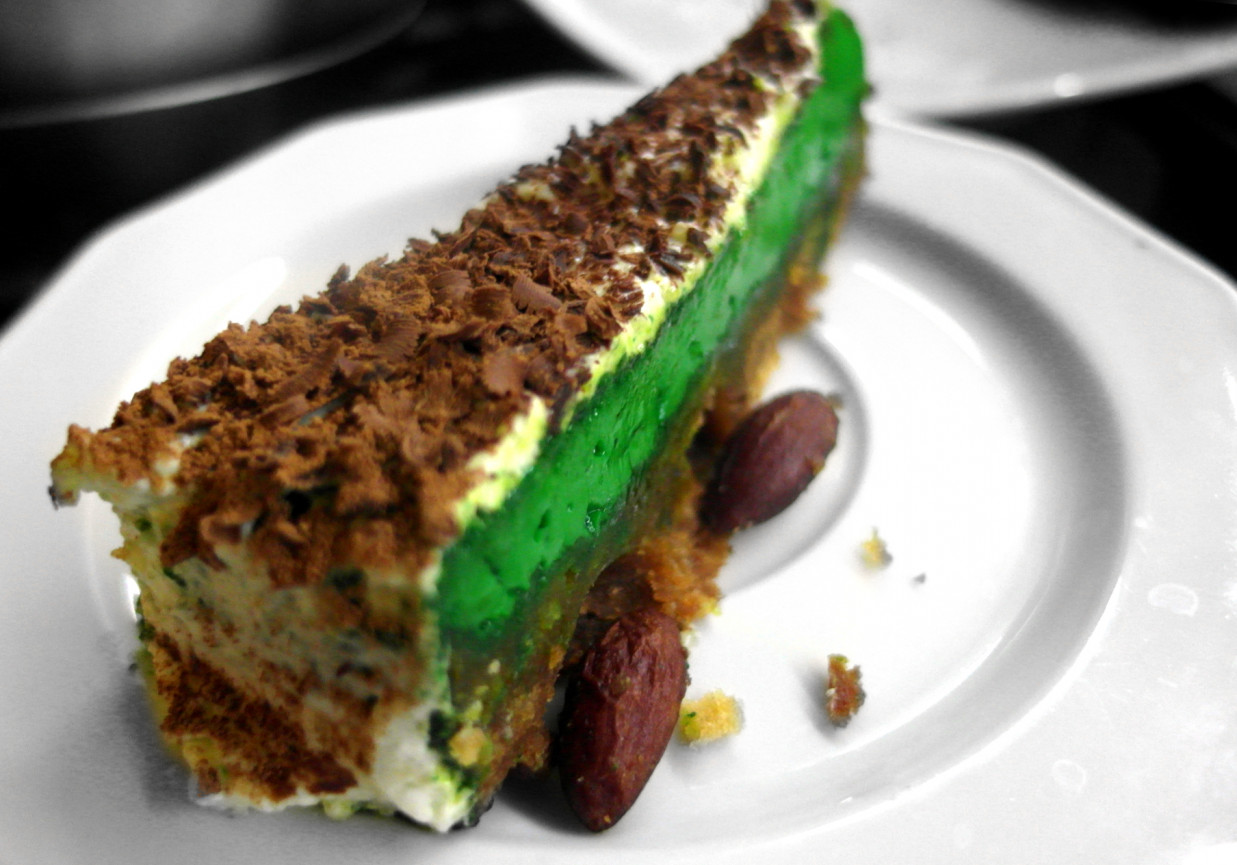 Zielone ciasto z Baileysem foto