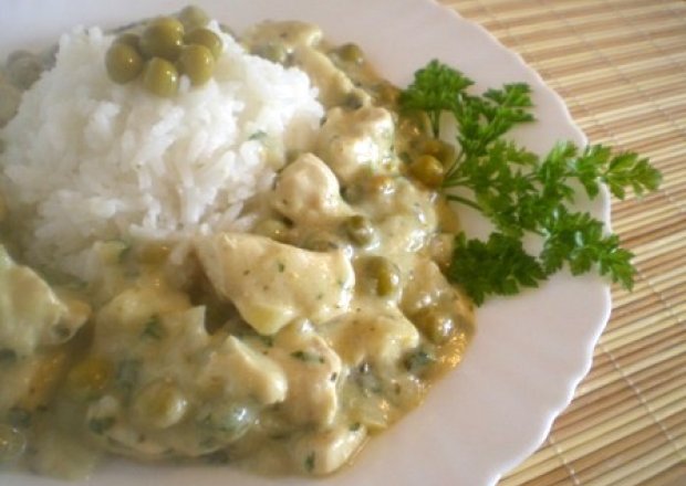 Fotografia przedstawiająca Zielone curry z kurczakiem