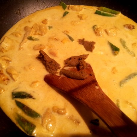Krok 4 - zielone curry z mango foto