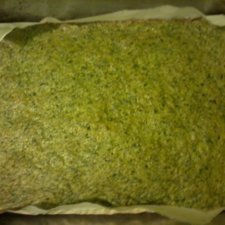 Krok 5 - Zielono mi - ciasto ze szpinakiem foto