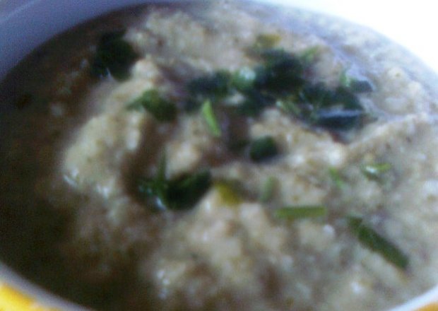 Fotografia przedstawiająca Zielono mi - zupa dla malucha