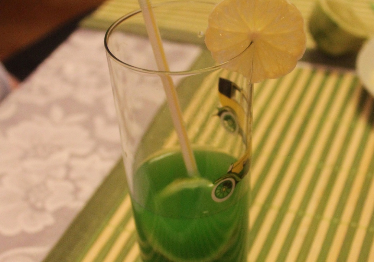 Zielony drink foto