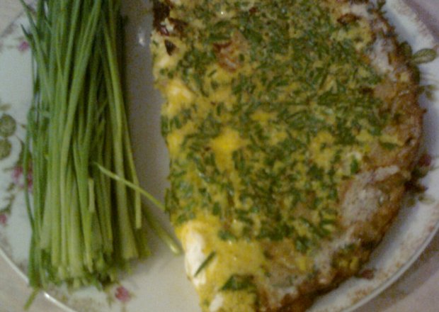 Fotografia przedstawiająca Zielony omlet ze szczypiorkiem
