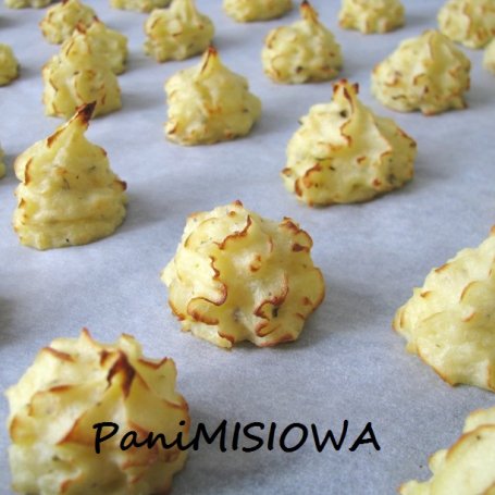Krok 6 - Ziemniaczane różyczki foto
