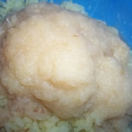 Krok 2 - Ziemniaczano-gruszkowe placuszki foto