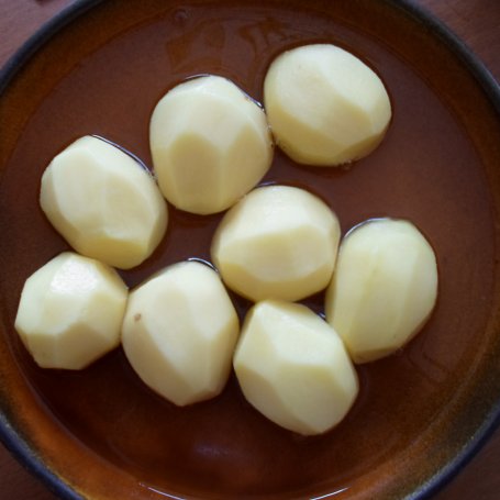 Krok 1 - Ziemniaki duszone w jogurcie foto