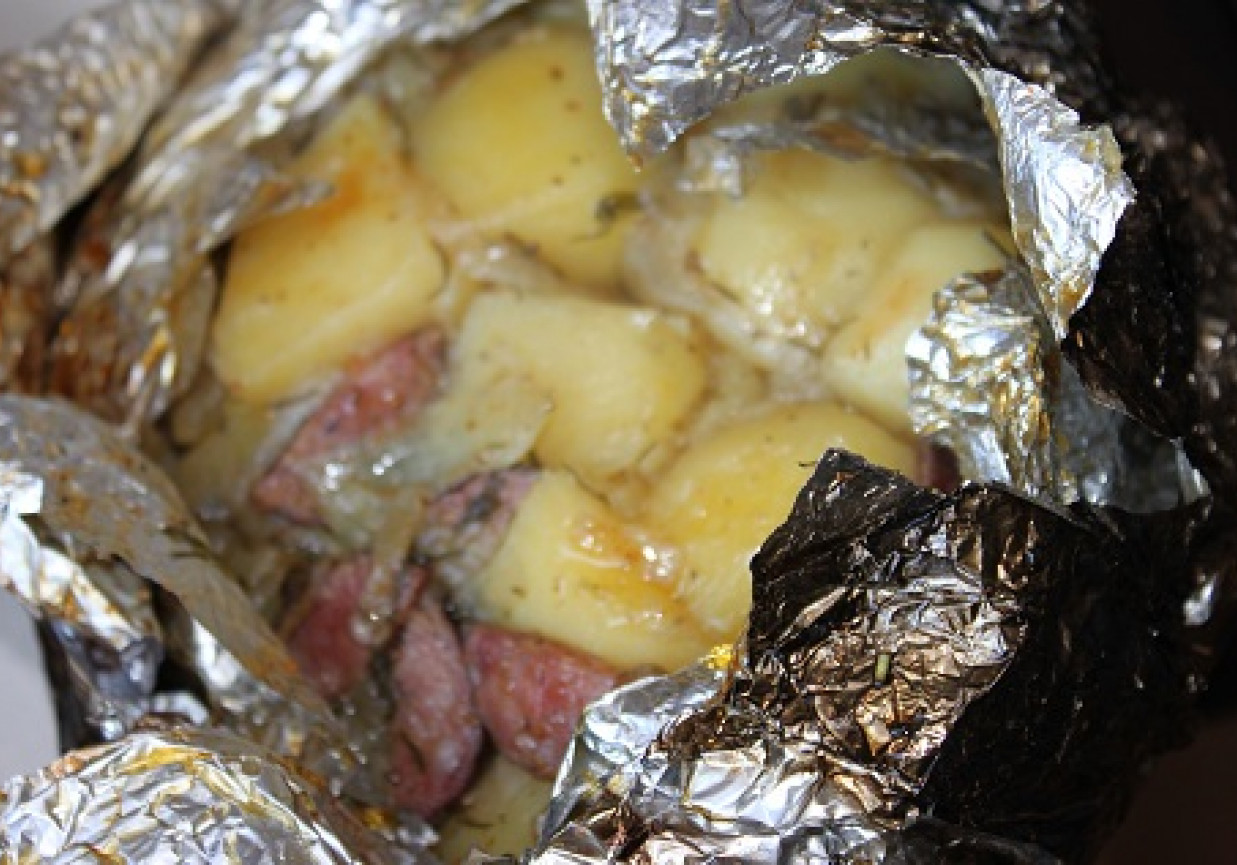 Ziemniaki grillowane - pyszne . foto