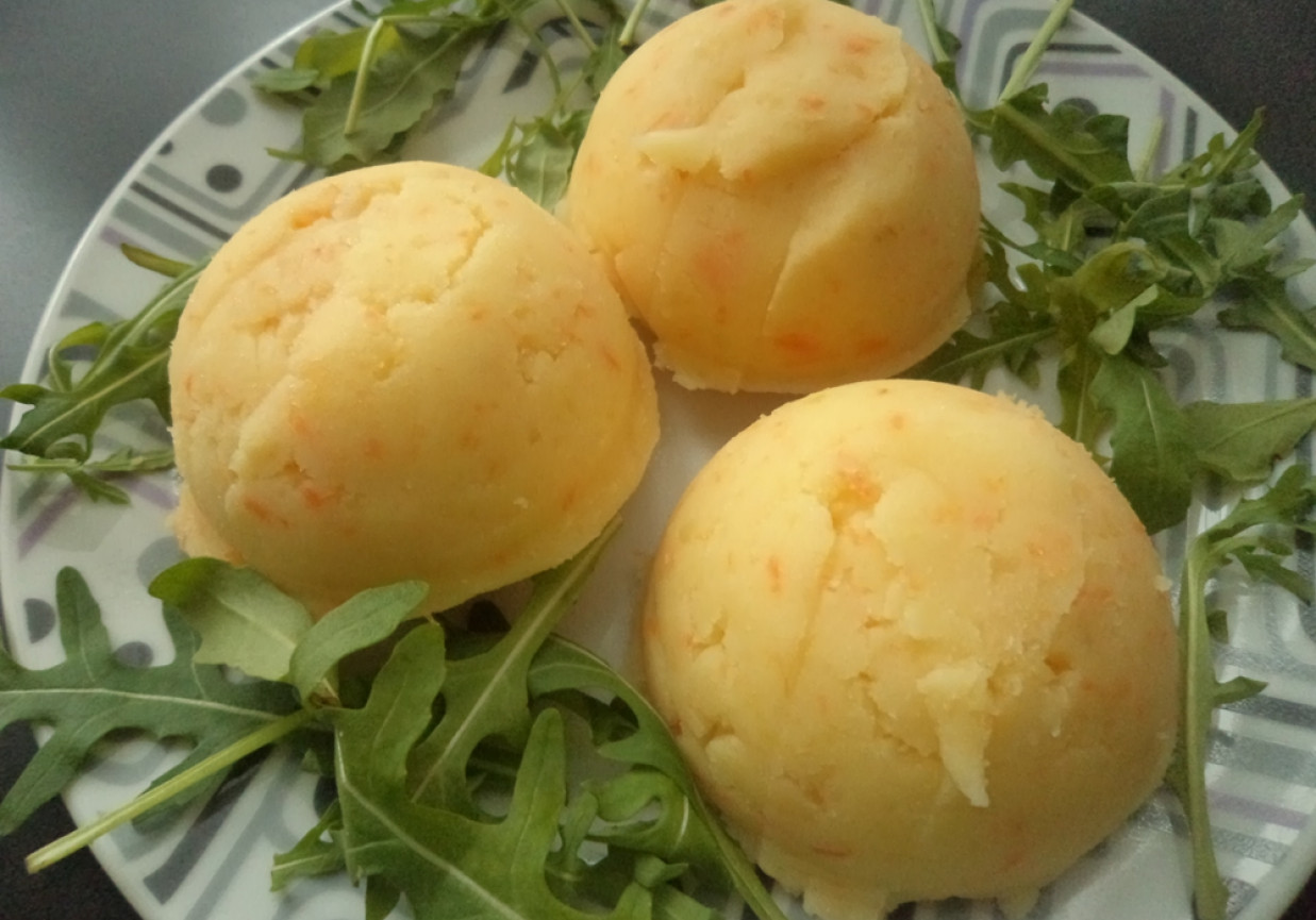 Ziemniaki marchewkowe foto
