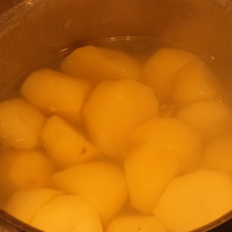 Krok 1 - Ziemniaki marchewkowe foto