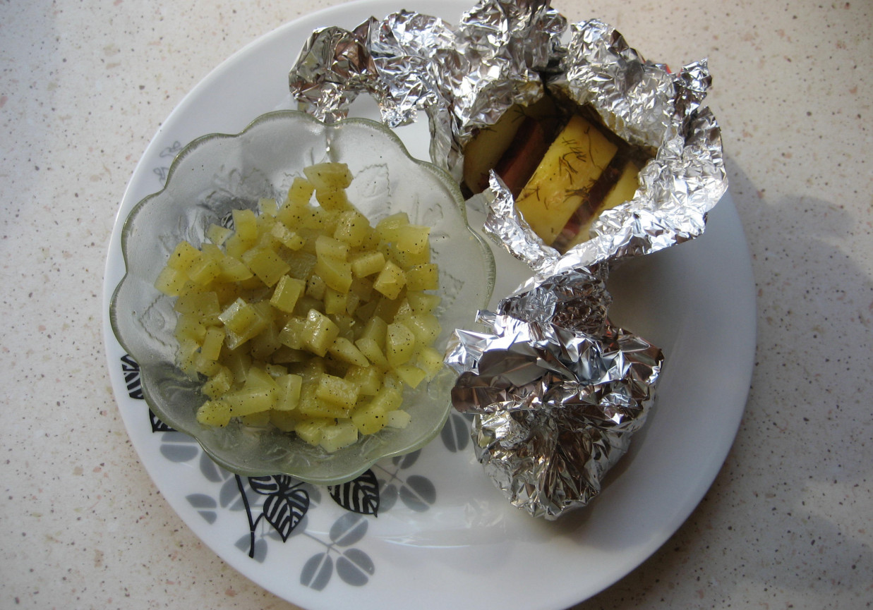 Ziemniaki pieczone z boczkiem i koperkiem foto