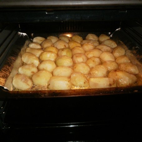Krok 2 - Ziemniaki pieczone z rozmarynem foto