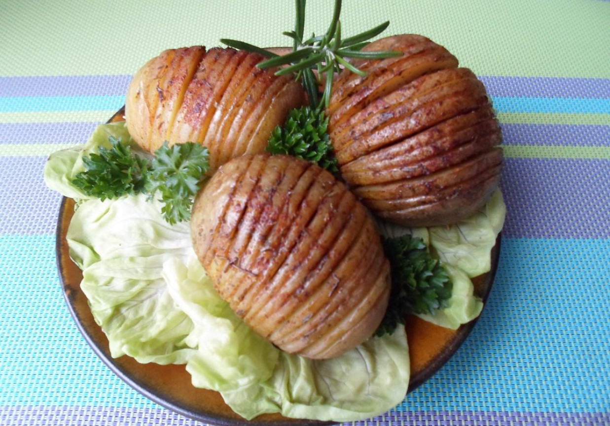 Ziemniaki pieczone z tymiankiem foto