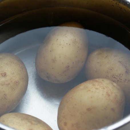 Krok 1 - Ziemniaki w mundurkach z masłem foto