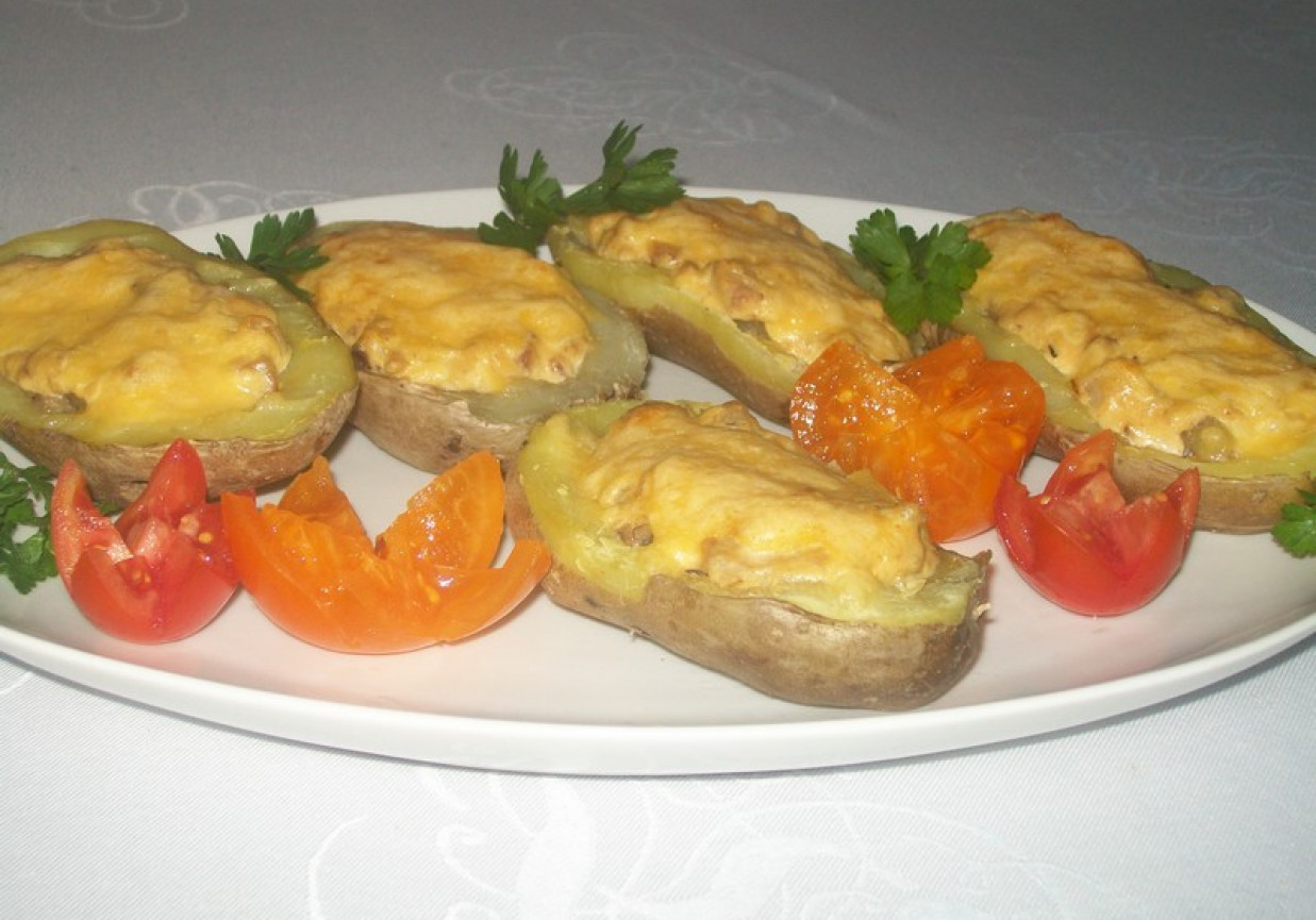 Ziemniaki z farszem pieczarkowym foto