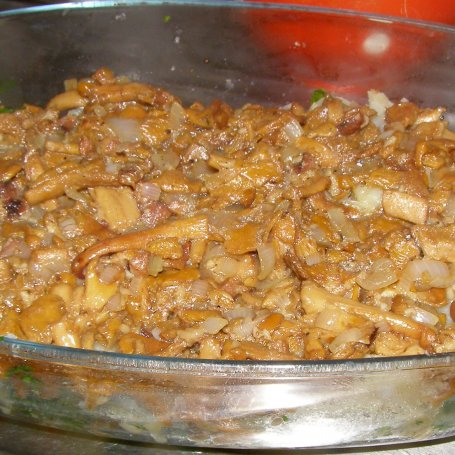 Krok 4 - ziemniaki z kurkami z piekarnika na syty obiad... foto