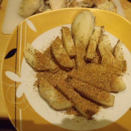 Krok 1 - Ziemniaki z mięsem na obiad foto