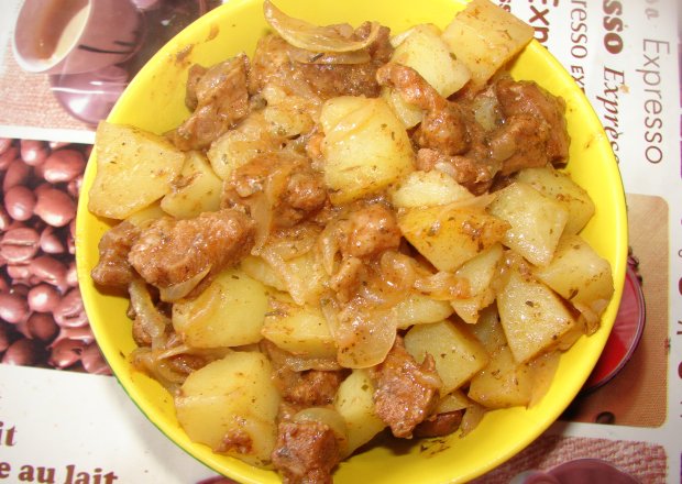 Fotografia przedstawiająca Ziemniaki z mięsem