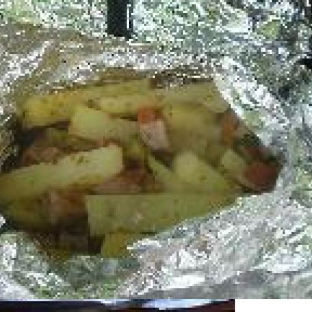 Krok 3 - Ziemniaki z warzywami z grilla foto