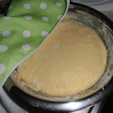 Krok 1 - Ziołowe bułeczki z serem feta foto