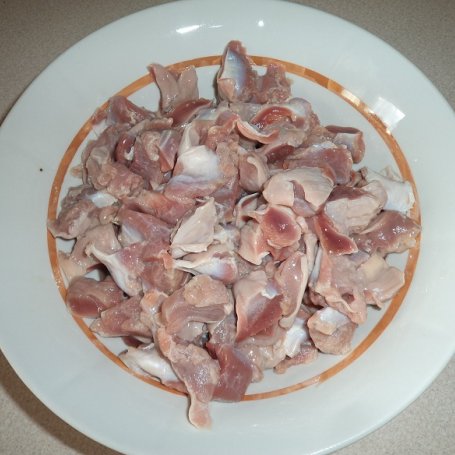 Krok 1 - Żołądki w sosie foto
