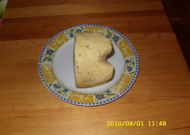 Fotografia przedstawiająca Żółty ser swojej roboty
