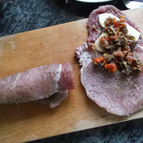 Krok 4 - Zrazy wieprzowe z boczkiem wędzonym i dodatkami foto
