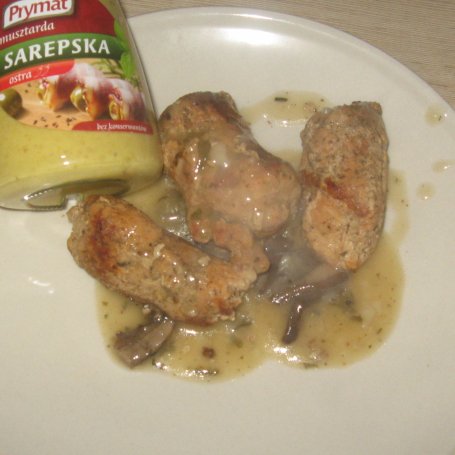 Krok 8 - Zrazy wieprzowe z musztardą Prymat w sosie grzybowym foto