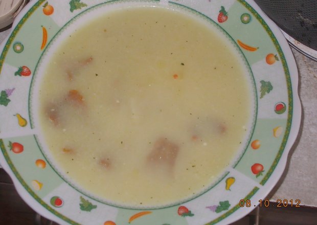 Fotografia przedstawiająca Zupa borowikowa na barzancie