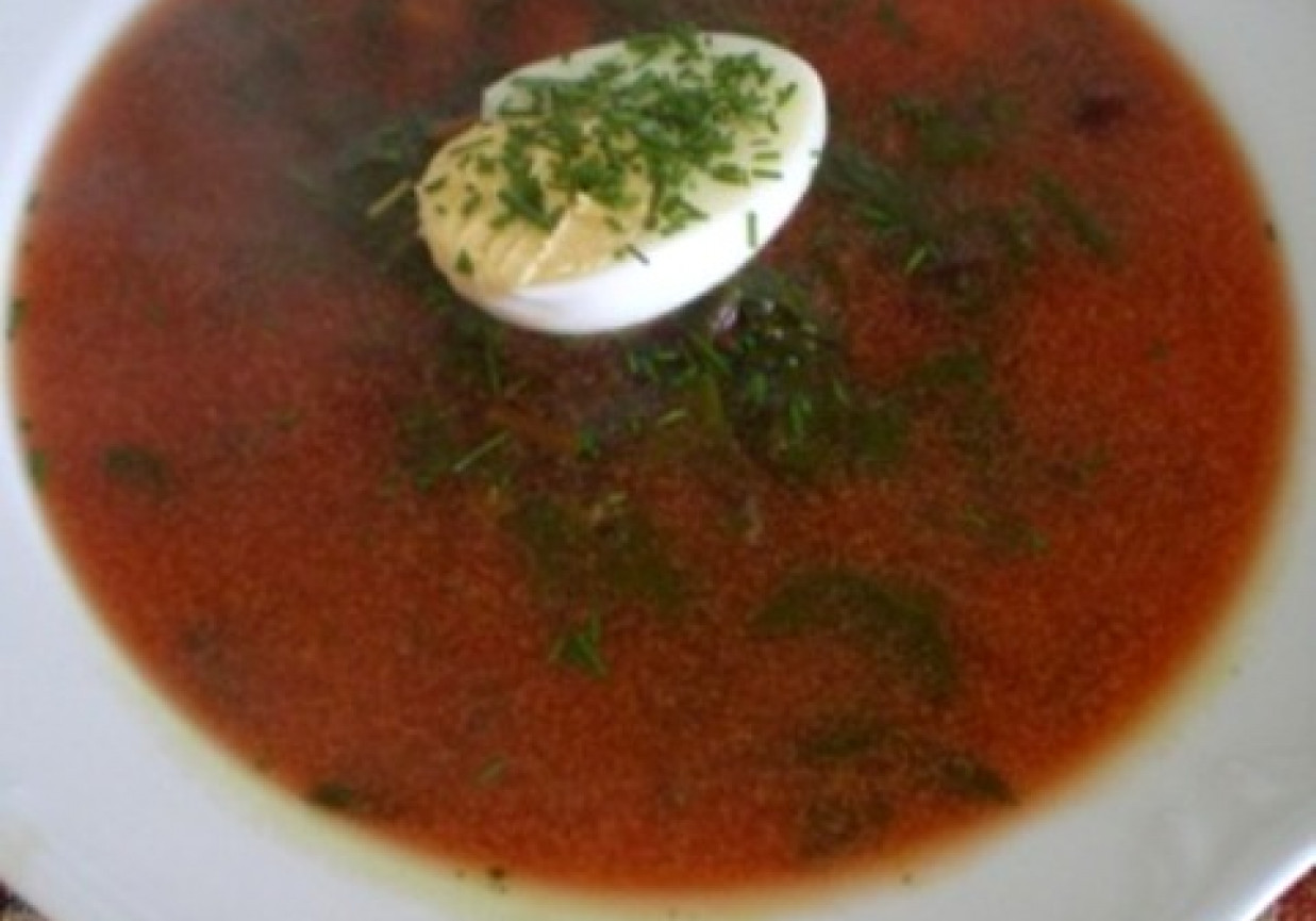 Zupa botwinkowa z jajkiem foto