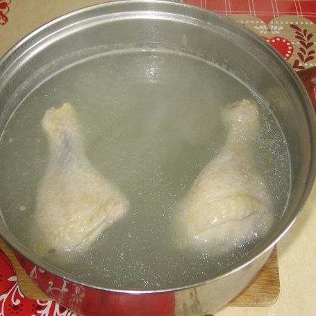 Krok 1 - Zupa brokułowa z ryżem i koperkiem foto