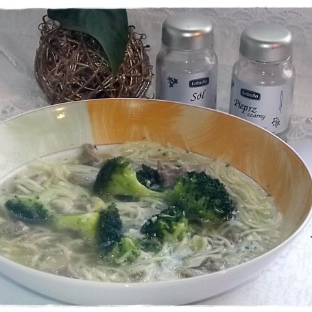 Krok 6 - Zupa brokułowa  z szynką foto
