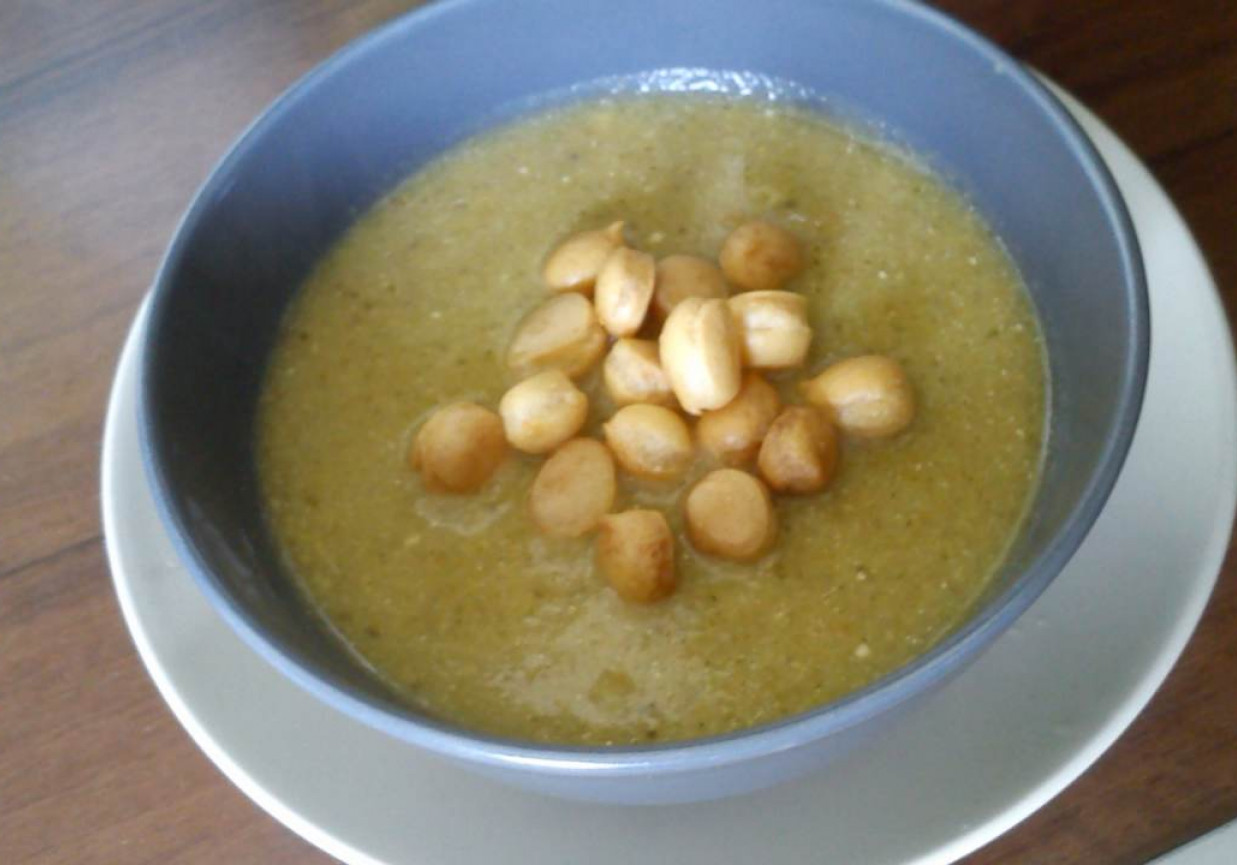 Zupa brokułowo-warzywna foto