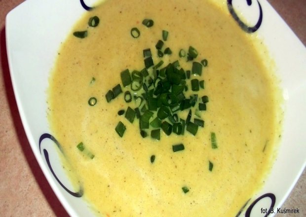 Fotografia przedstawiająca Zupa cebulowa włoska