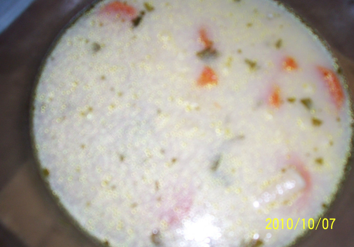 zupa cebulowo-oscypkowa foto
