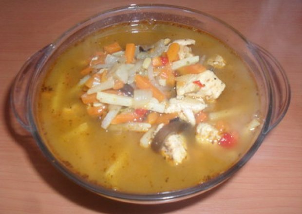 Fotografia przedstawiająca Zupa chińska. - niskokaloryczna
