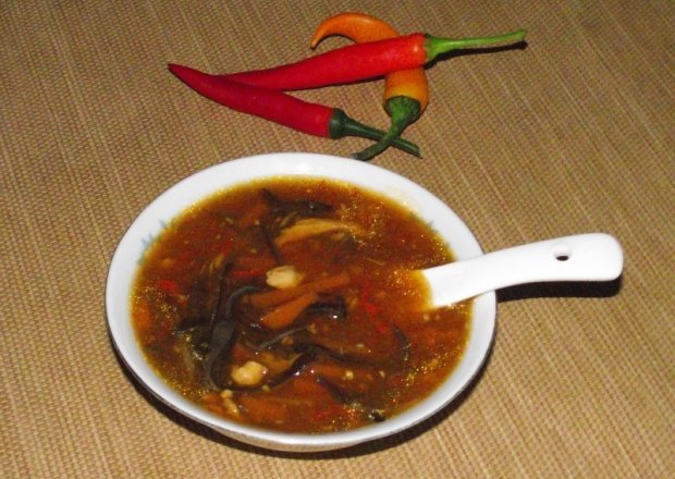 Fotografia przedstawiająca Zupa chińska ostro-słodka